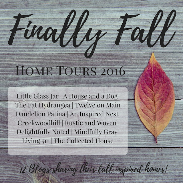 12 Fabulous Fall Home Tours. Lots of fall decor inspiration!