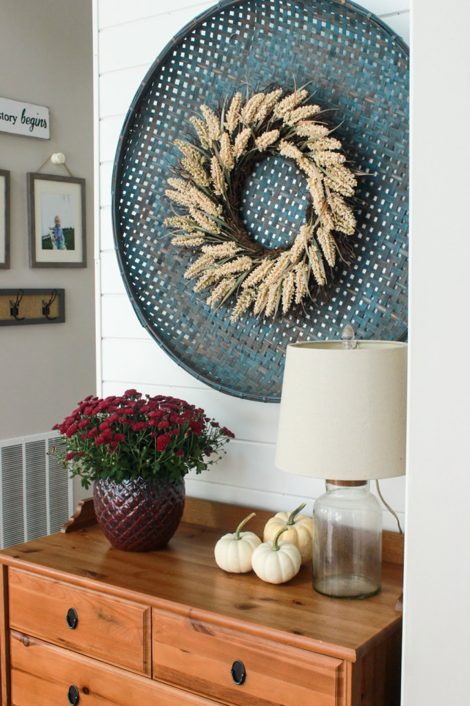 Fall Home Tour with Deep Reds and Blues: Autumn Foyer Decor Ideas